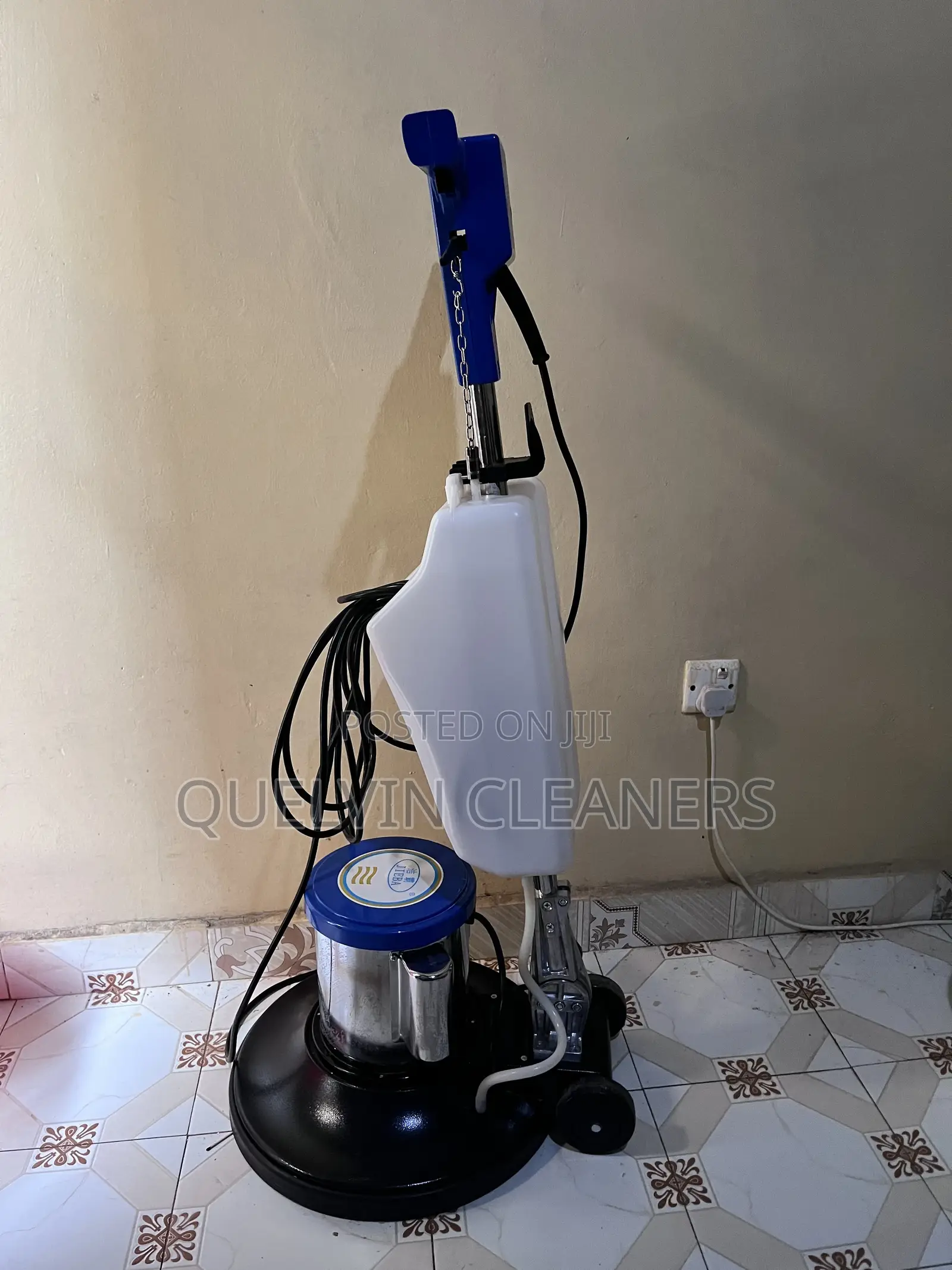 Floor Scrubbing Machine