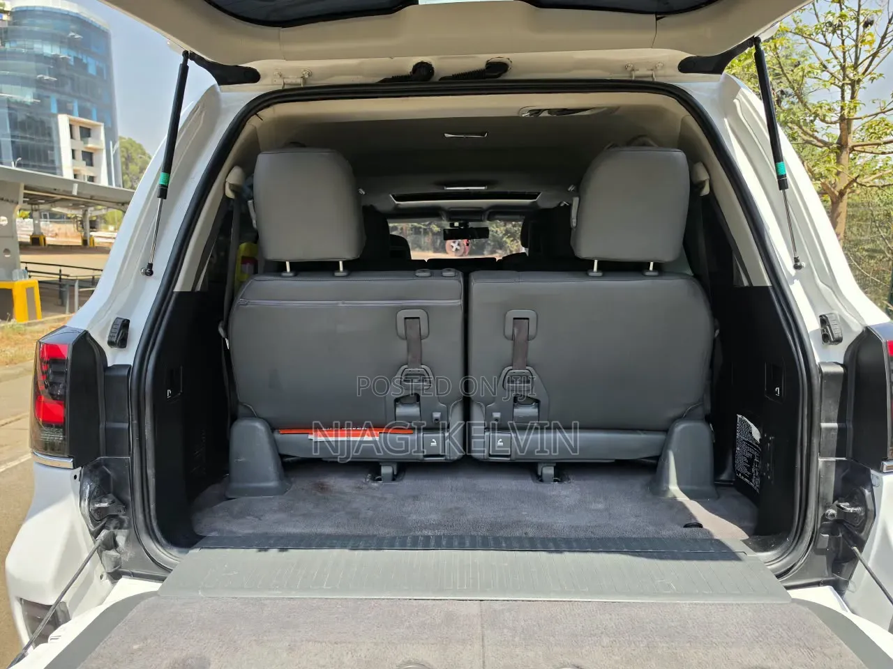 Toyota Land Cruiser 2008 Off white