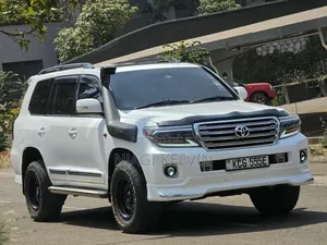 Toyota Land Cruiser 2008 Off white