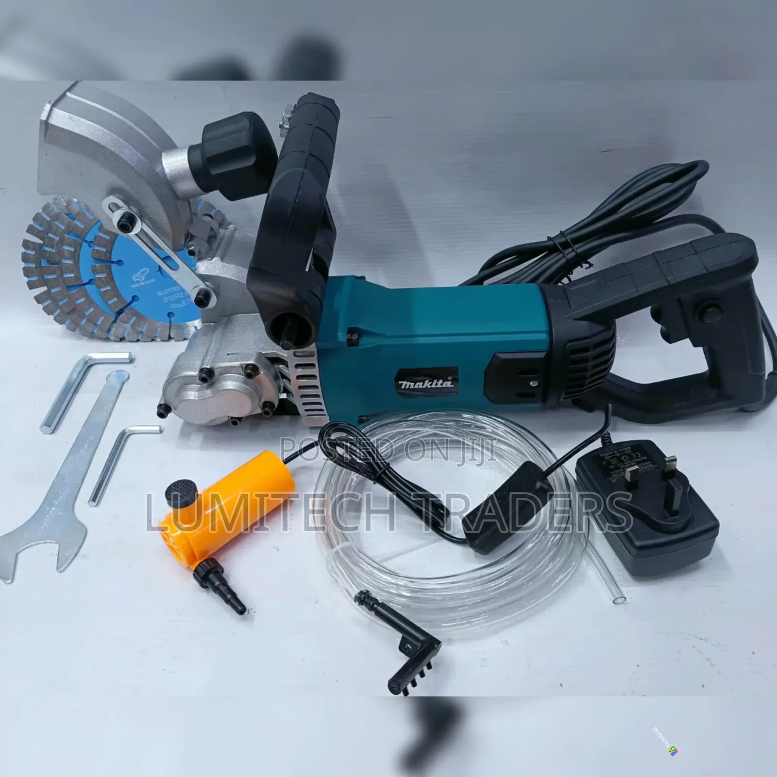 Makita Electric Wall Chaser