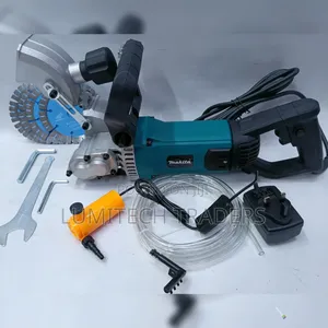 Makita Electric Wall Chaser