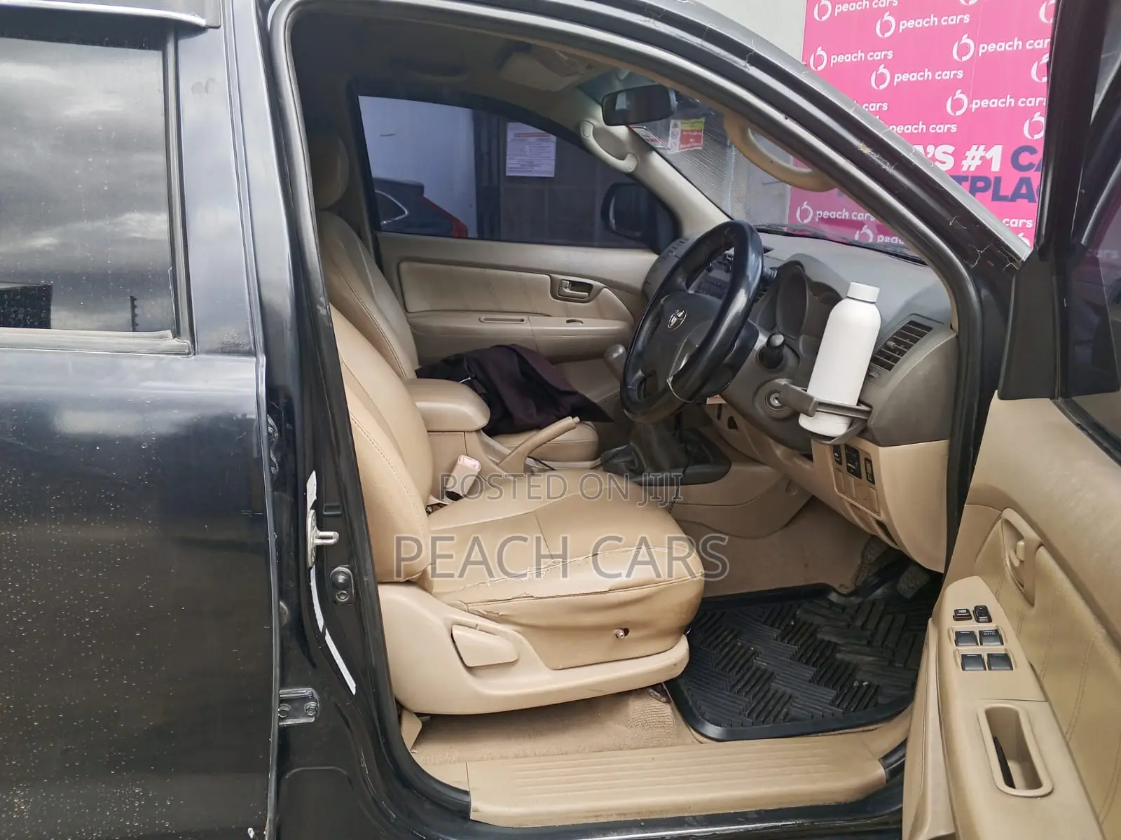 Toyota Hilux 2011 Black