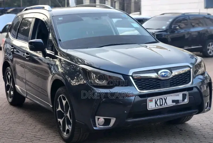 Subaru Forester 2018 Gray