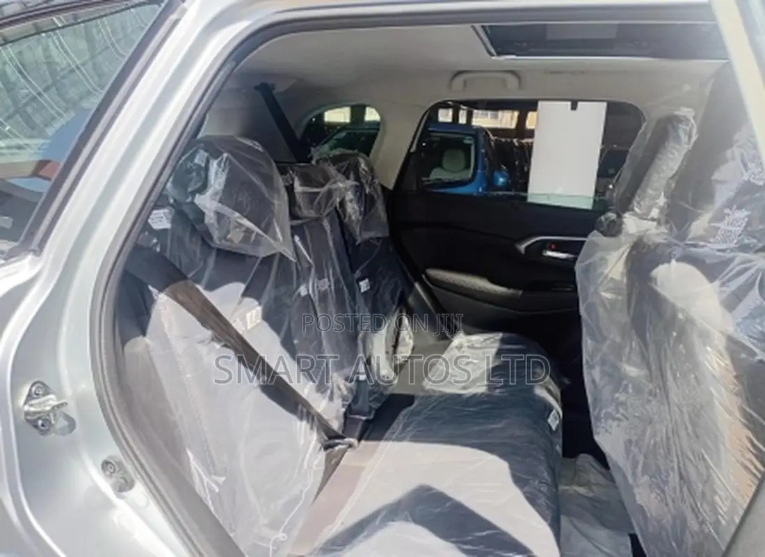 Toyota Urban Cruiser 2025 Silver