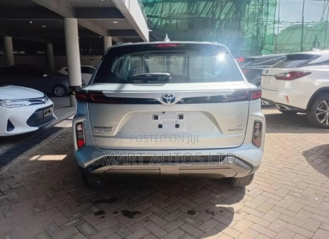 Toyota Urban Cruiser 2025 Silver