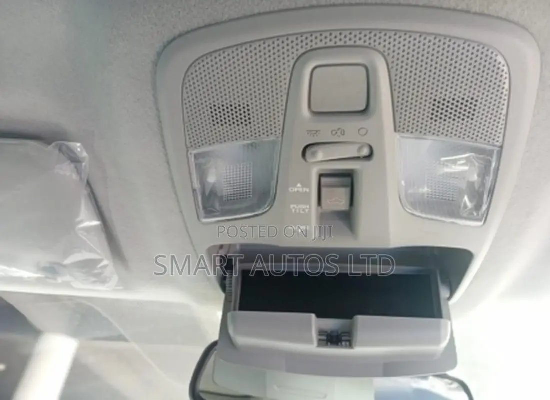 Toyota Urban Cruiser 2025 Silver