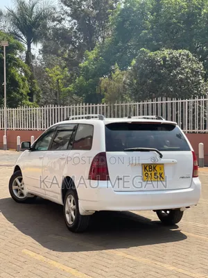 Toyota Corolla Fielder 2005 Off white