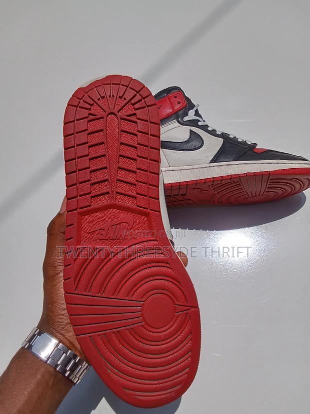 Air Jordan 1