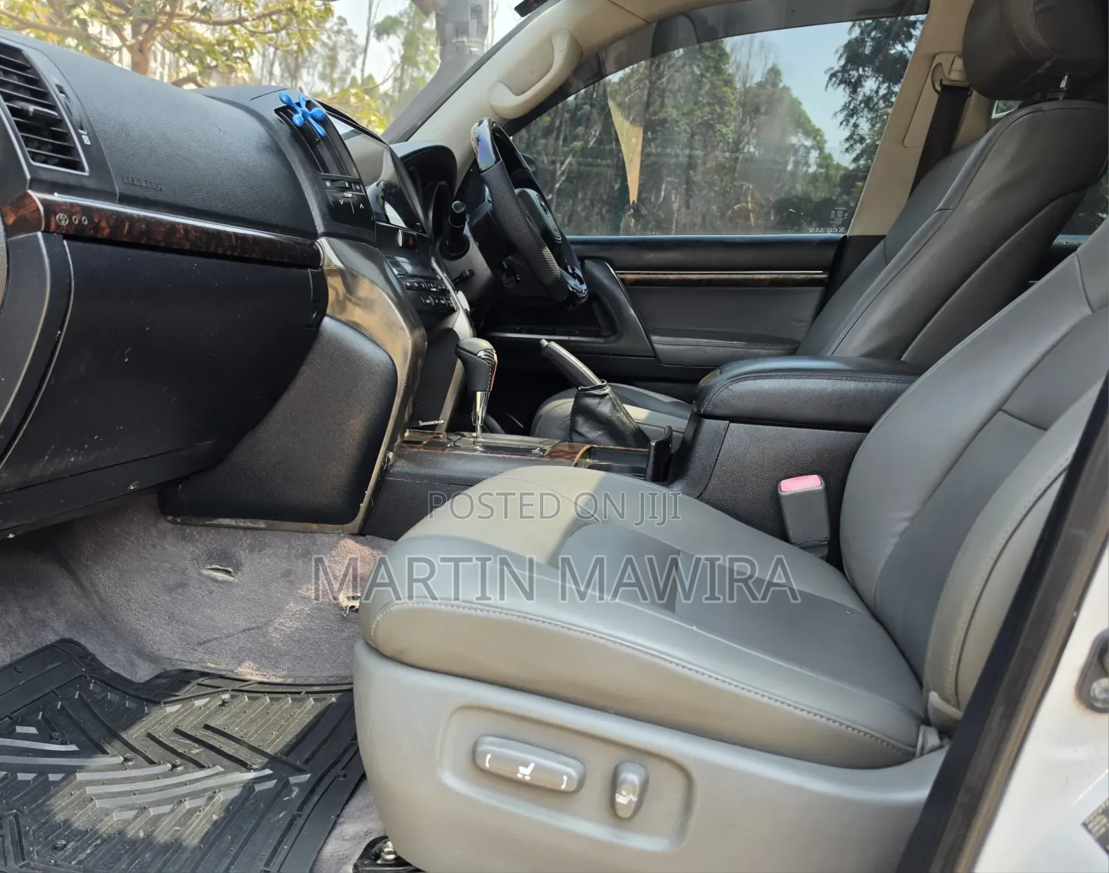 Toyota Land Cruiser Prado 2008 White