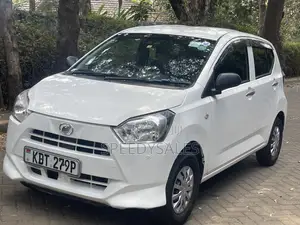 Daihatsu Mira 2017 White