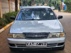 Nissan FB14 2001 Silver