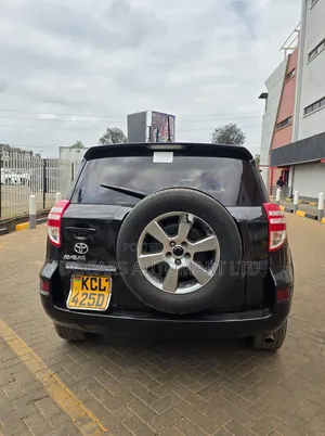 Toyota RAV4 2010 Black