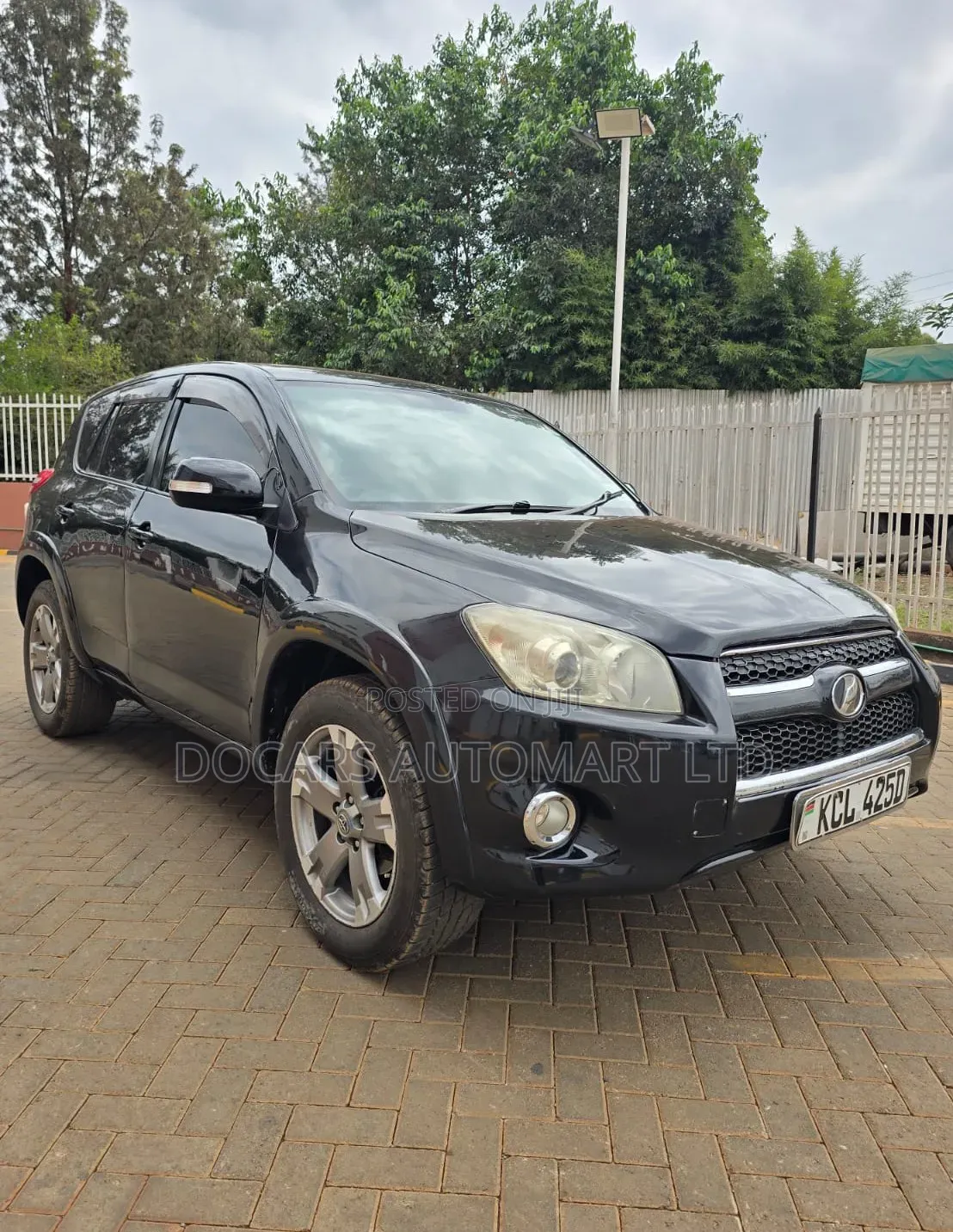 Toyota RAV4 2010 Black