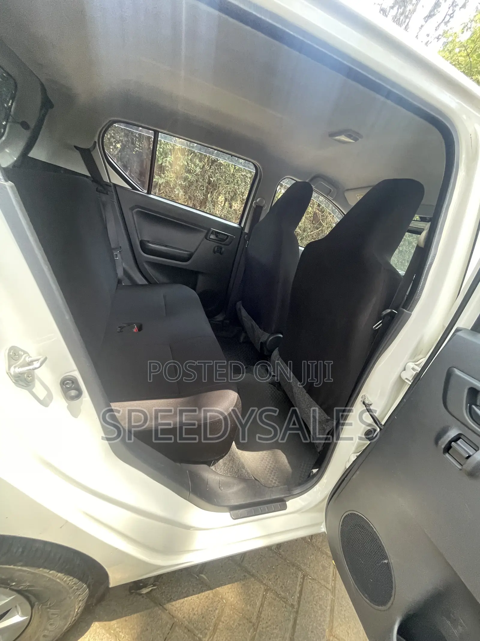 Daihatsu Mira 2017 White