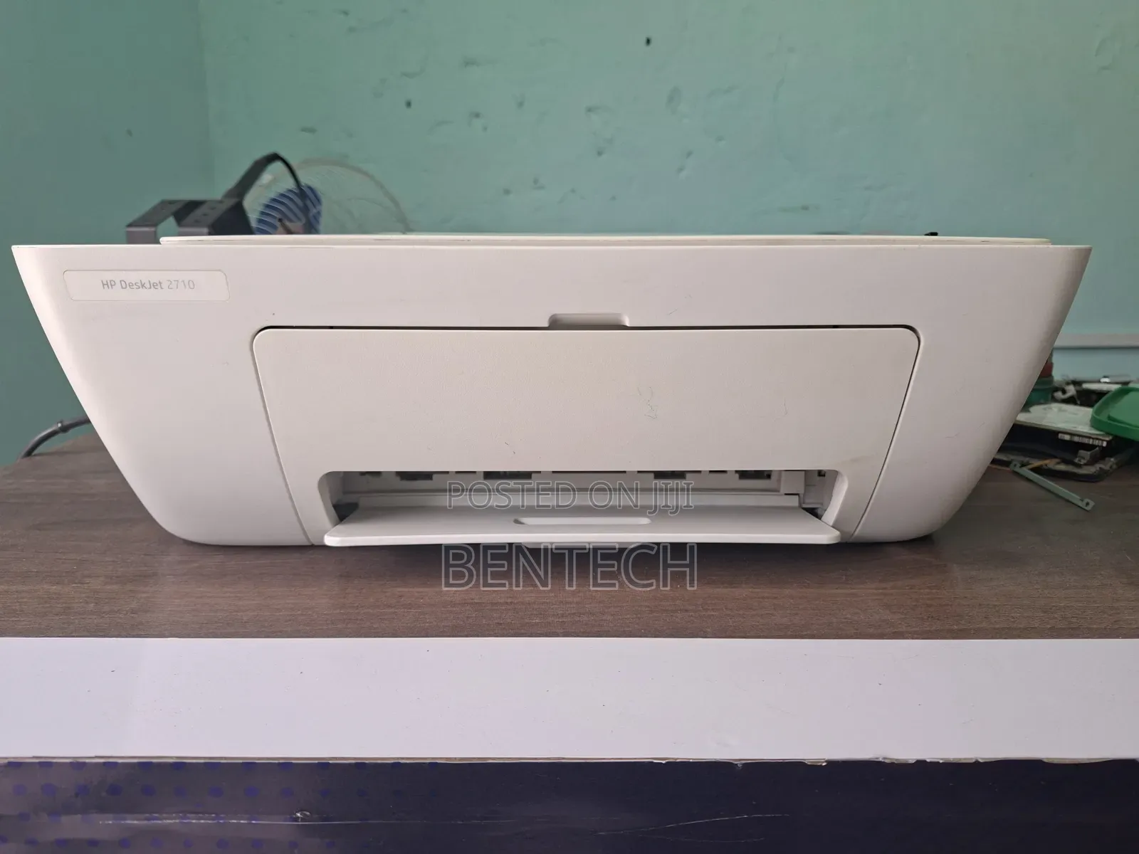 HP Deskjet 2710
