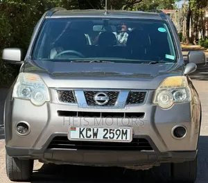 Nissan X-Trail 2012 Silver