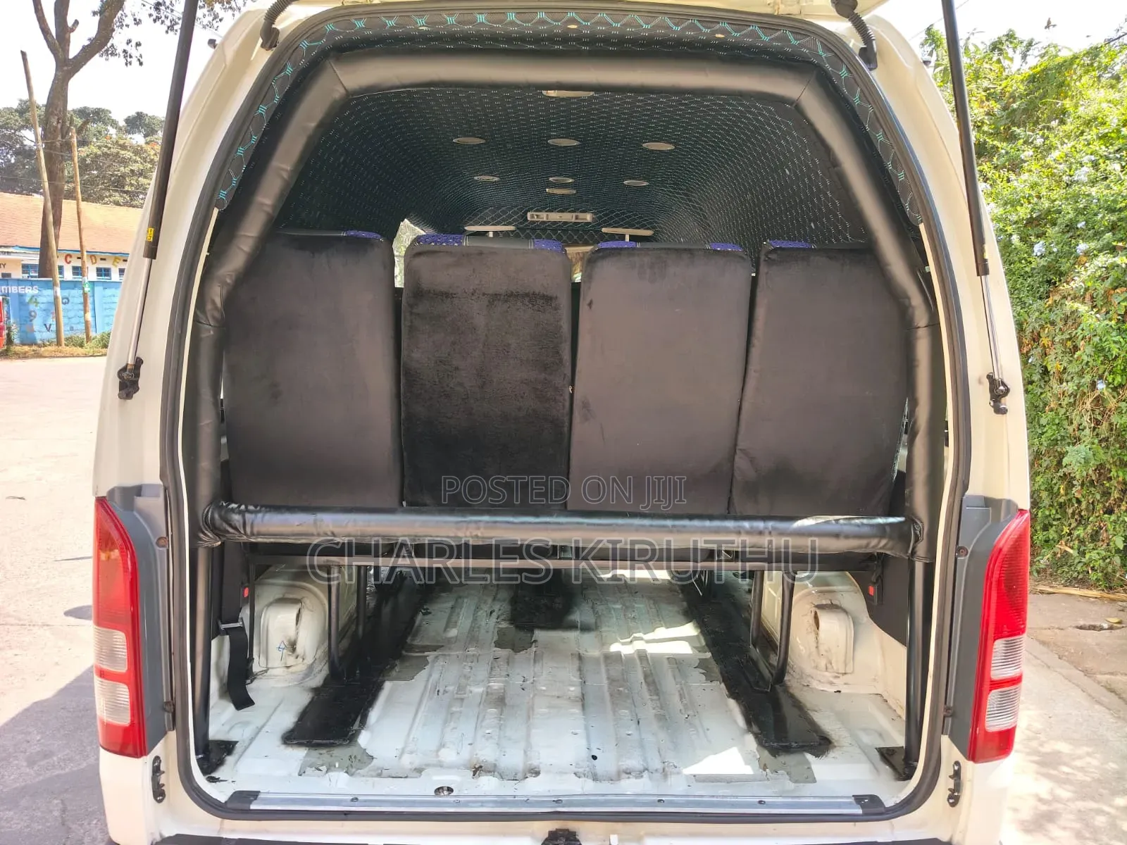 Toyota HiAce 2025