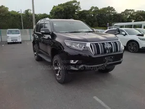 Toyota Land Cruiser Prado 2021 Black