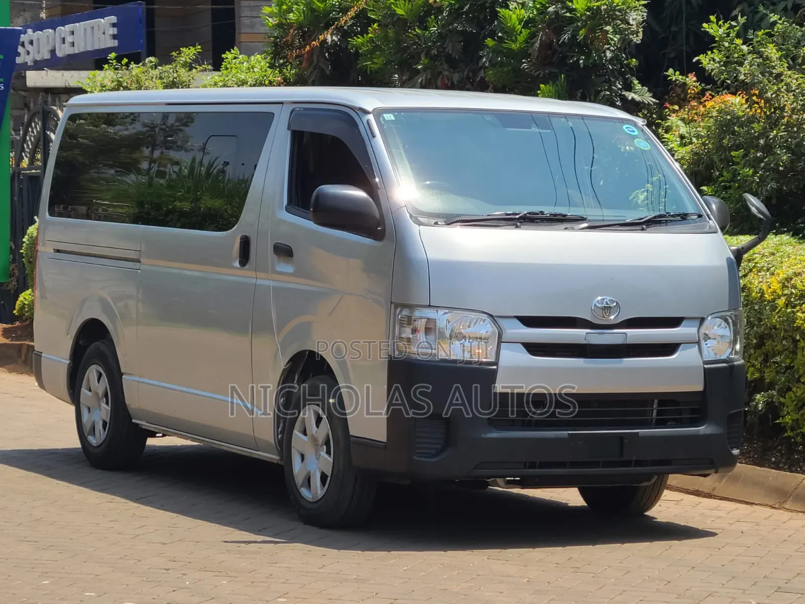 Toyota HiAce 2019 Silver