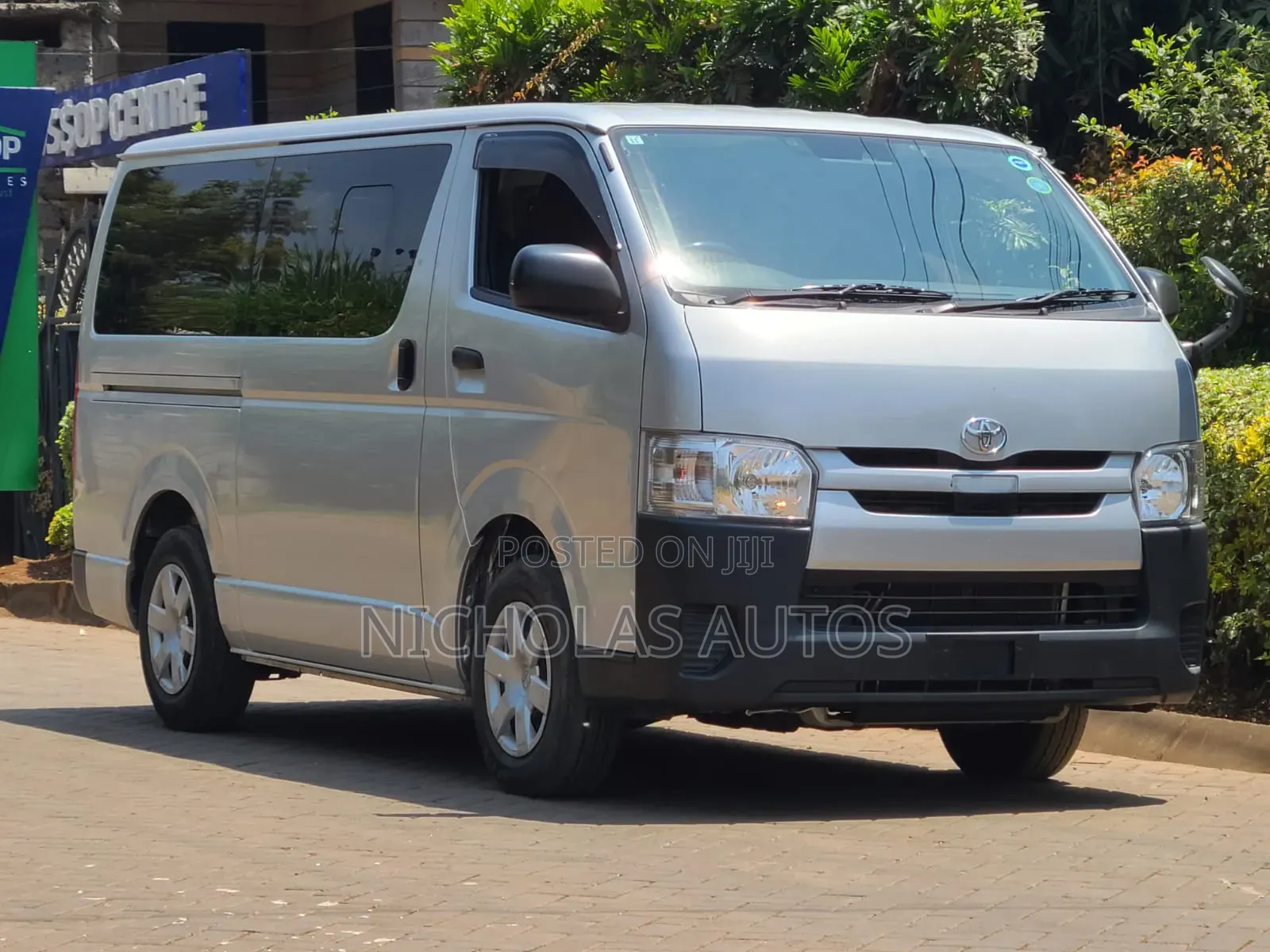 Toyota HiAce 2019 Silver