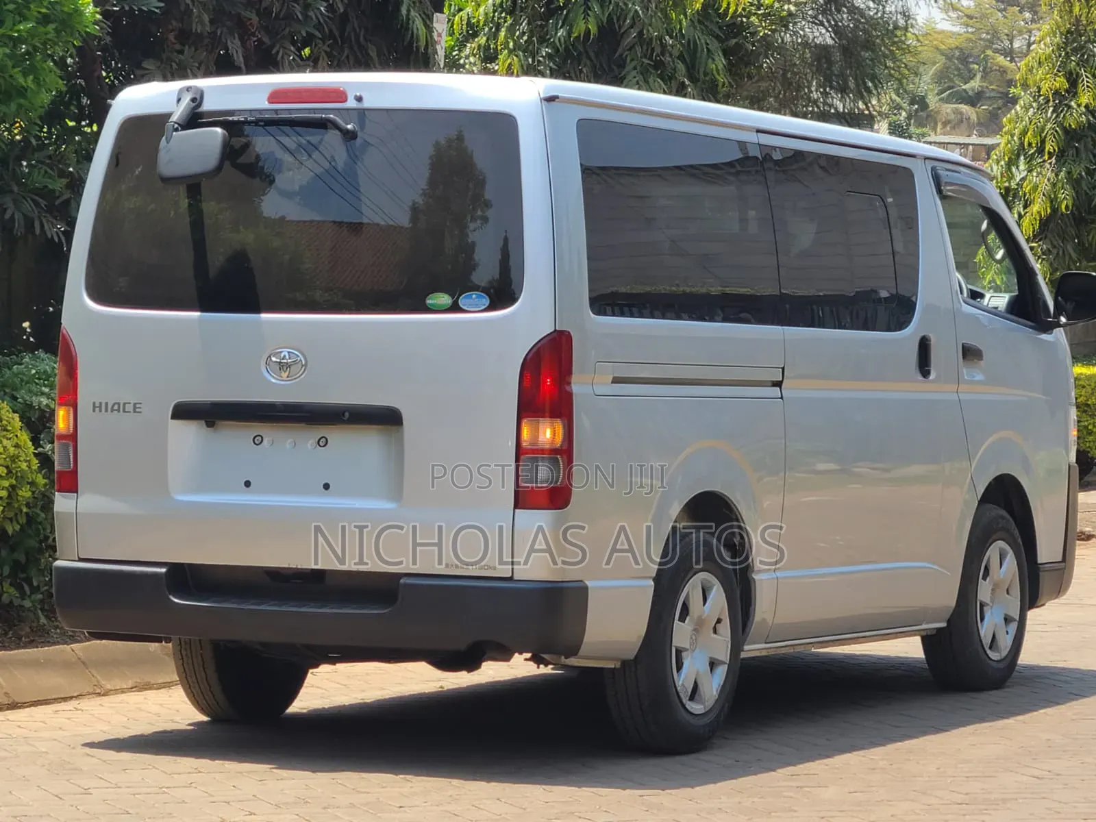 Toyota HiAce 2019 Silver