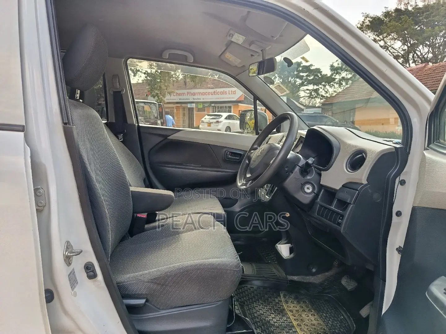 Suzuki Wagon R 2015 White