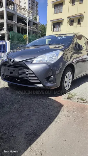 Toyota Vitz 2019 Gray