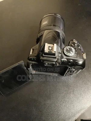 Camera Nikon D5100