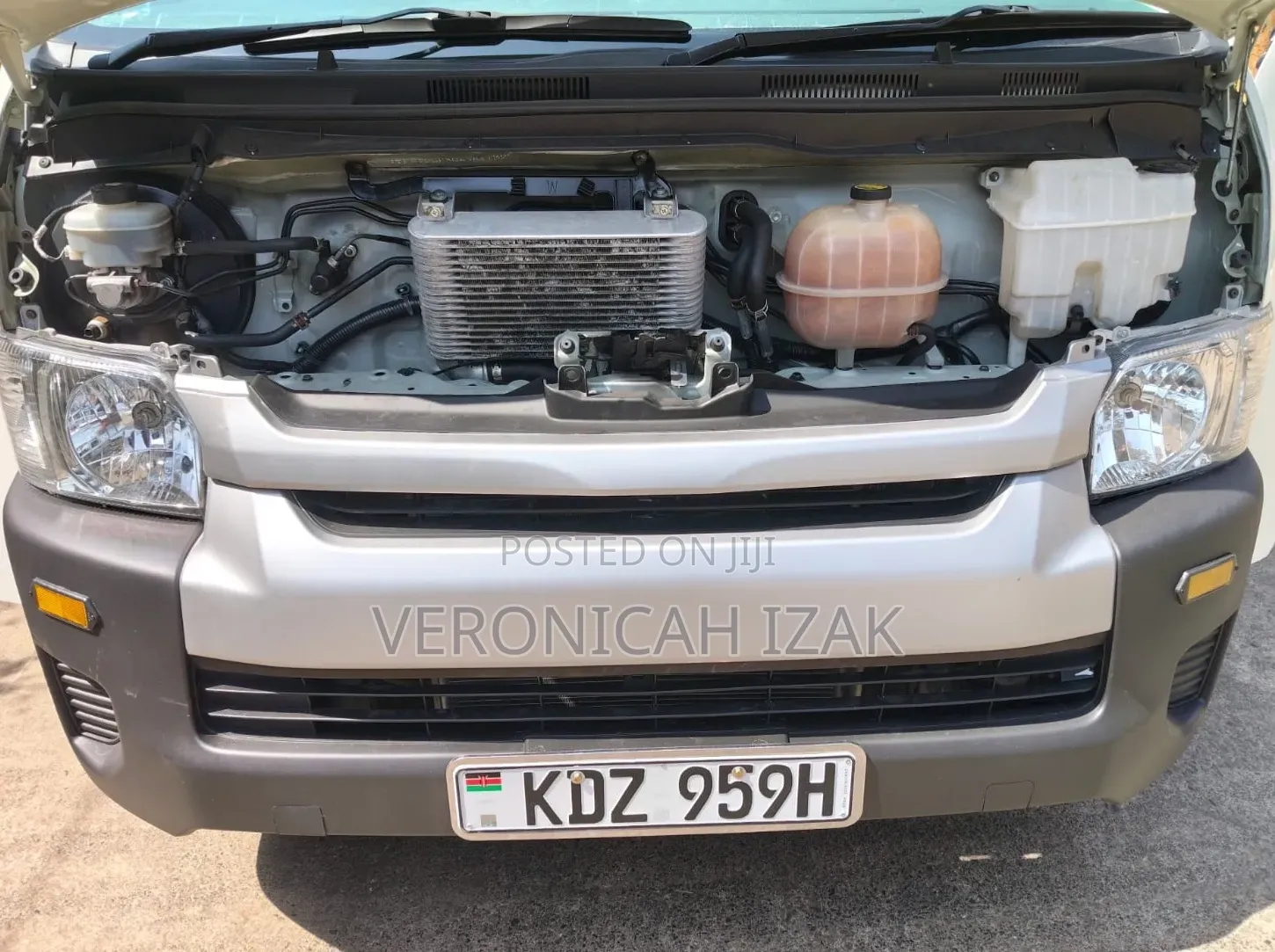 Toyota HiAce 2025 White