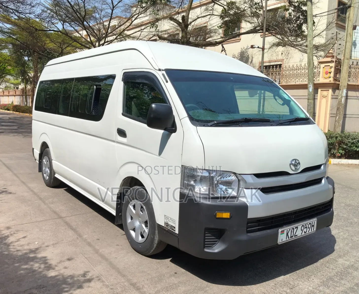 Toyota HiAce 2025 White