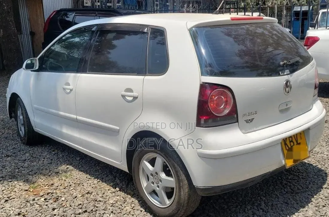 Volkswagen Polo 2006 White