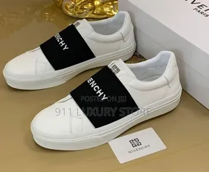 Givenchy Paris Urban Street Low‐Top