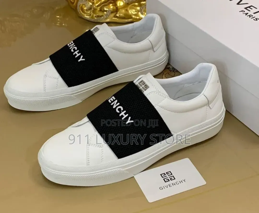 Givenchy Paris Urban Street Low‐Top