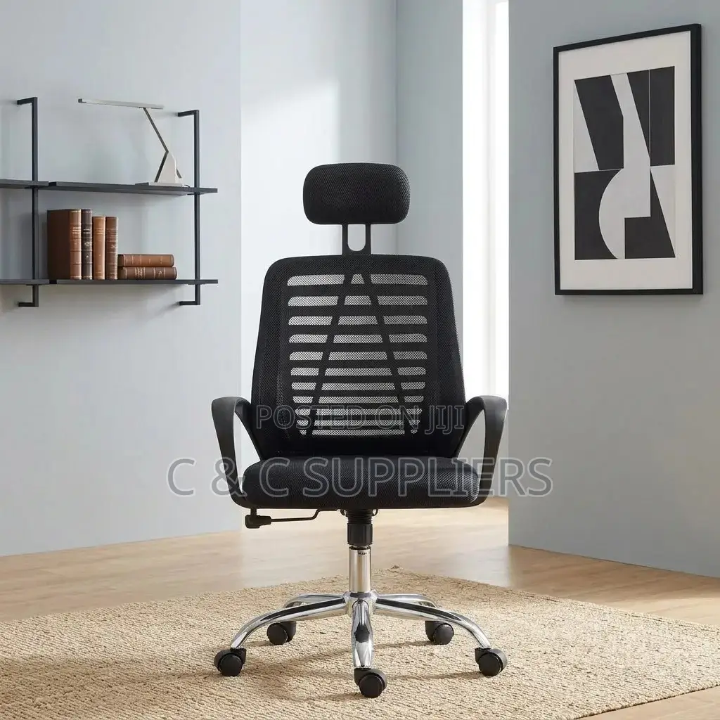 Swivel Mesh Headrest Boardroom Chair.
