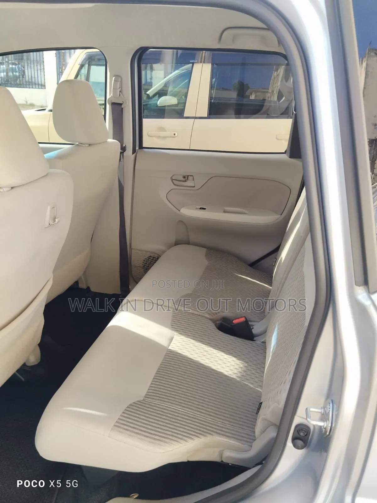 Daihatsu Move 2019 Silver