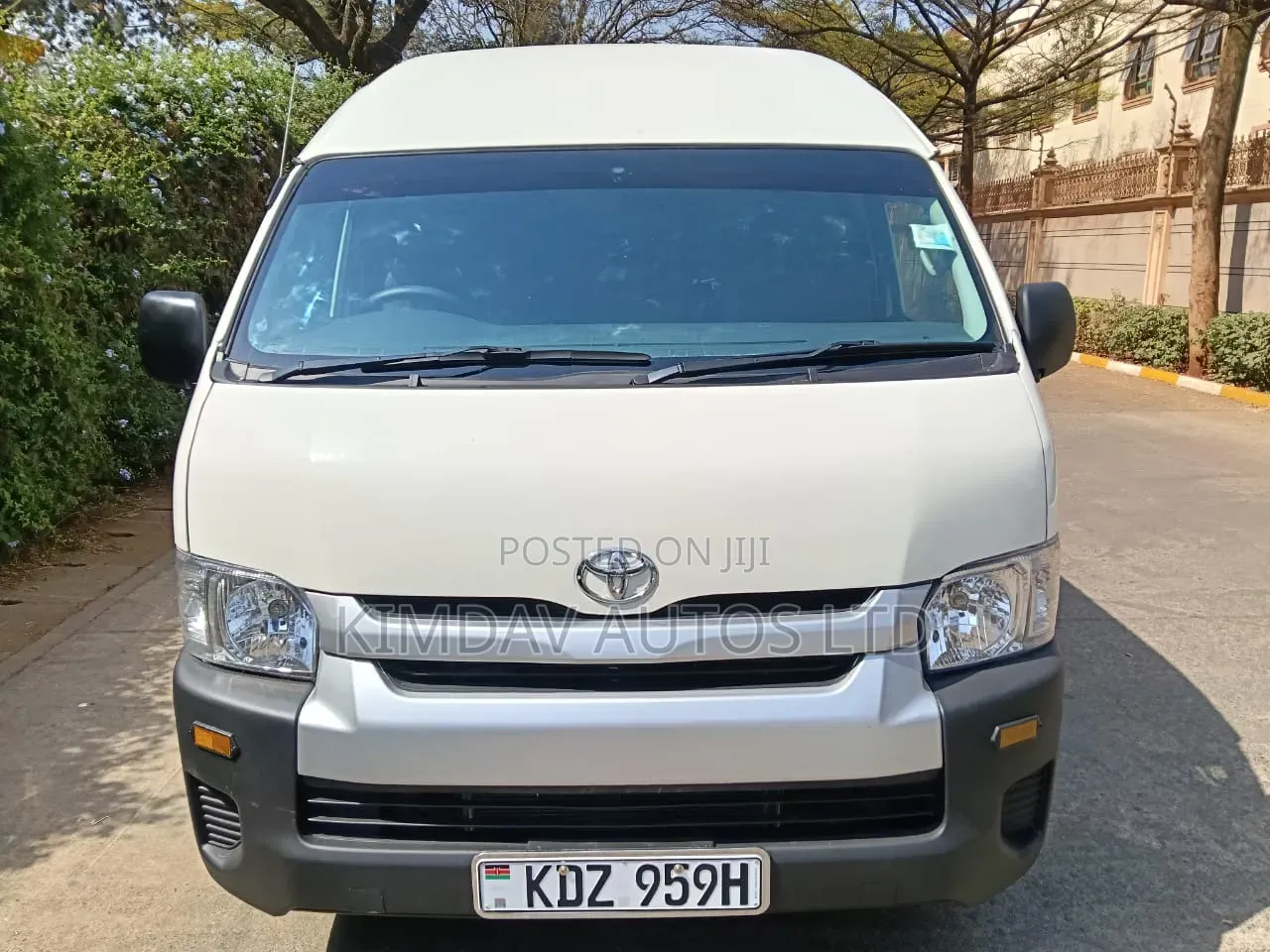 Toyota HiAce 2024 White