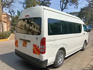 Toyota HiAce 2024 White