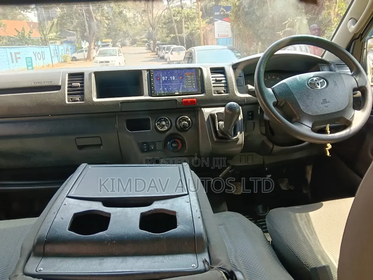 Toyota HiAce 2024 White