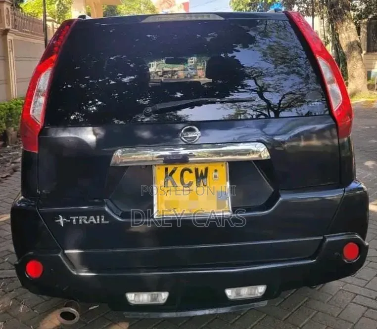 Nissan X-Trail 2012 Black