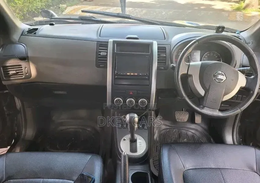 Nissan X-Trail 2012 Black