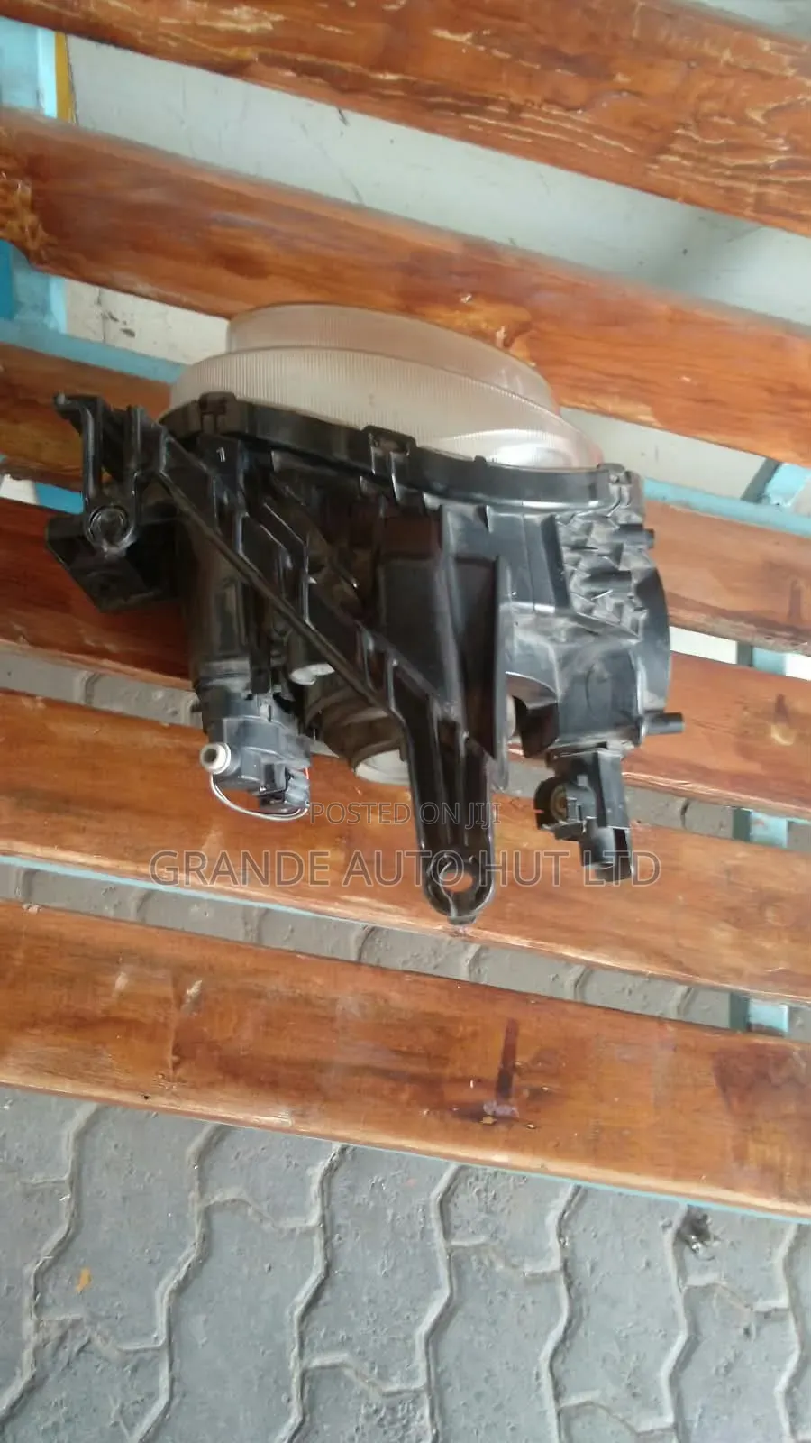 Nissan Juke Headlights
