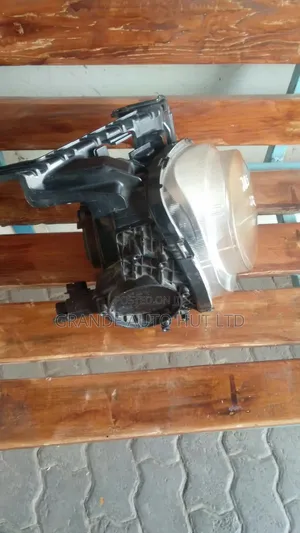 Nissan Juke Headlights