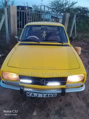 Peugeot 504 1998 Yellow