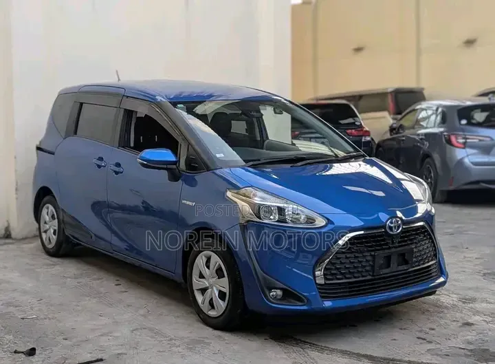 Toyota Sienta 2020 Blue