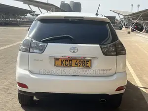 Toyota Harrier 2012 Off white