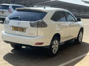 Toyota Harrier 2012 Off white