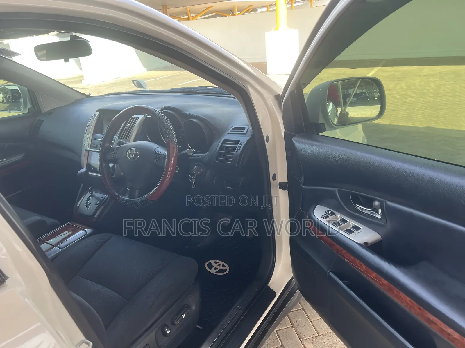 Toyota Harrier 2012 Off white