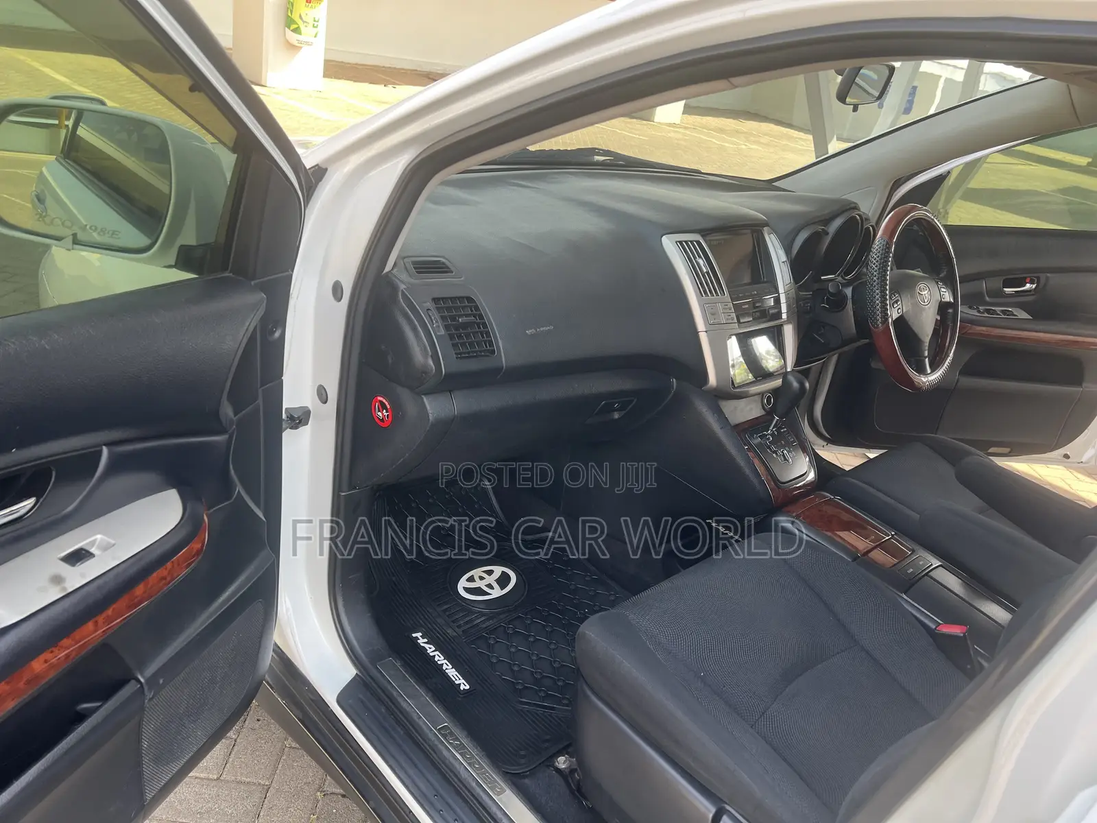 Toyota Harrier 2012 Off white