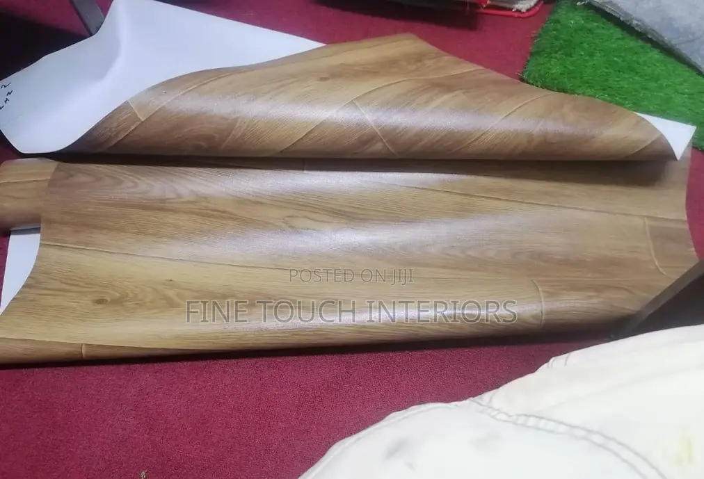 Wood-Look Vinyl Mkeka Carpet– Tsavo Road, Odeon