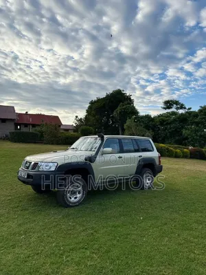 Nissan Patrol 2005 Green